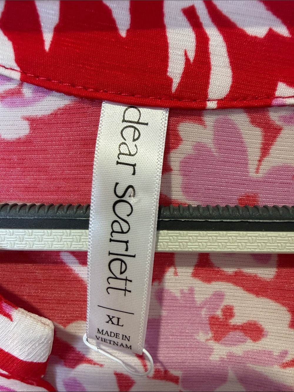 Dear Scarlett Red Floral V-Neck Tunic with Pink and Cream Blooms - Picture 3 of 5